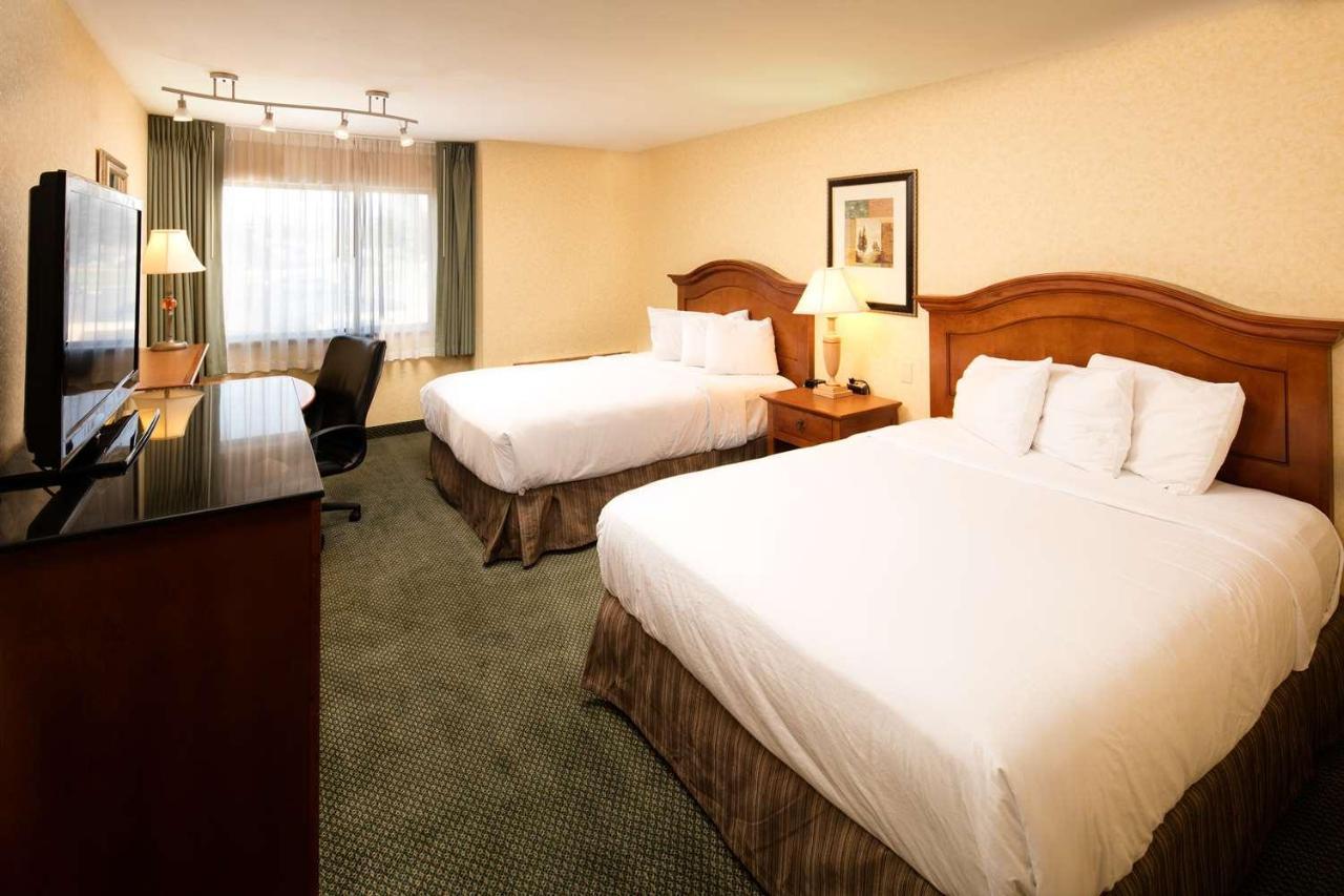 Red Lion Center Hotel