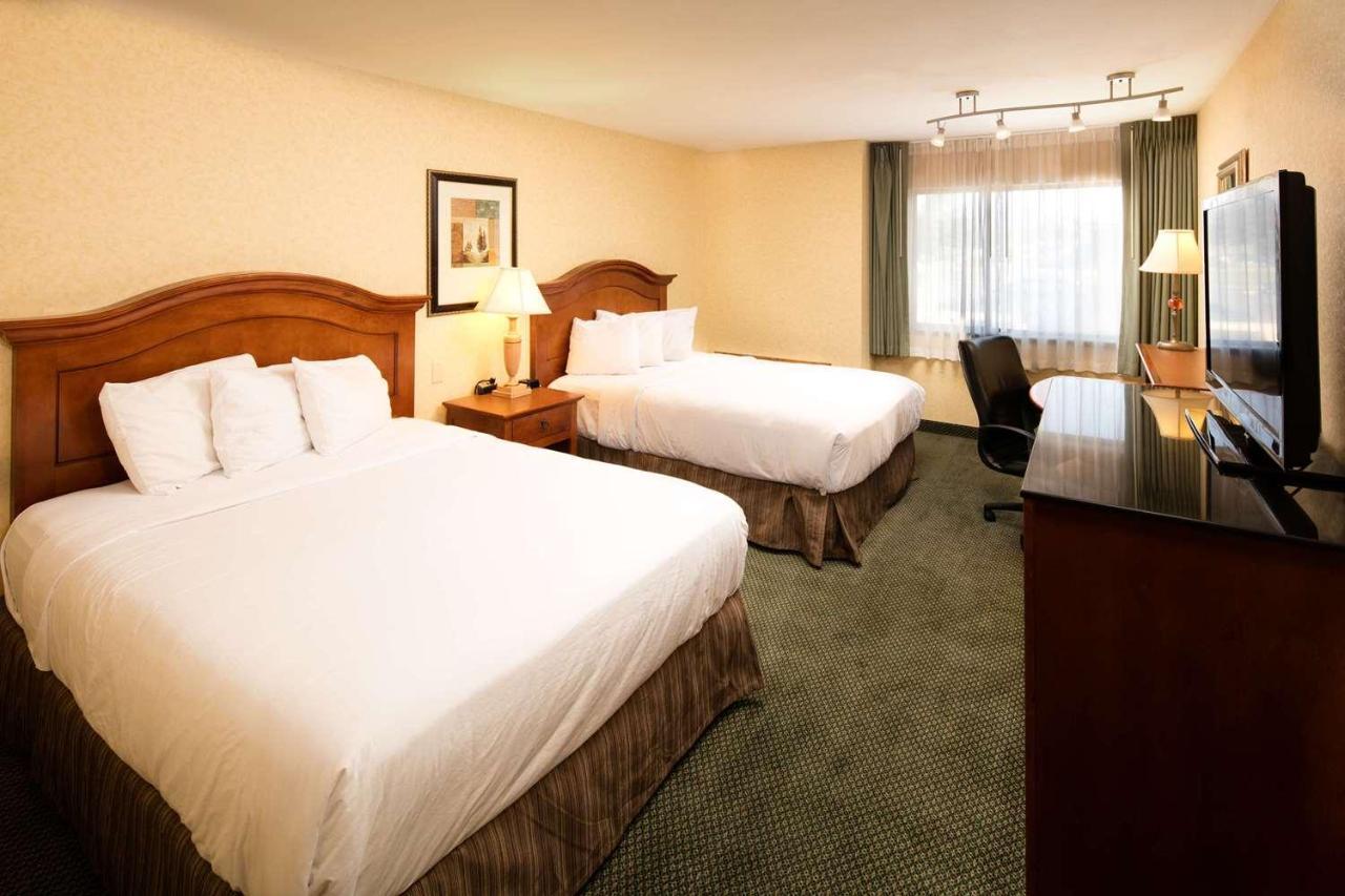 Hotel Red Lion Center 3*
